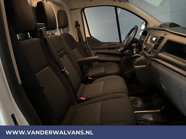 Ford TRANSIT CUSTOM 2.0 TDCI 131pk L2H1 Euro6 Airco | LED | Cruisecontrol | Verwarmde voorruit | Parkeersensoren Bijrijdersbank, 2800kg trekvermogen
