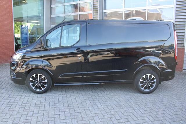 Ford TRANSIT CUSTOM 310 2.0 TDCI 170 PK L1H1 Sport | Camera | Voorruitverwarming | 17 INCH Lichtmetalen Velgen | Lederen Bekleding | Navigatie | BLIS | Lane departure |