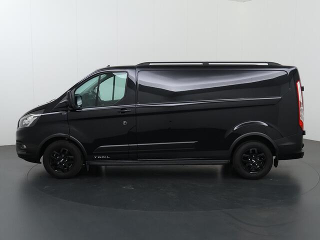 Ford TRANSIT CUSTOM 300 2.0 TDCI L2 H1 | TRAIL UITVOERING | LEDEREN BEKLEDING | NAVIGATIE | CAMERA | CRUISE CONTROL | TREKHAAK | LM VELGEN | TREEPLANKEN | NL AUTO