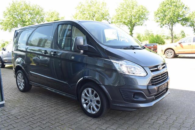 Ford TRANSIT CUSTOM 290 2.2 TDCI L1H1 Sport 155pk! | Camera | Lederen bekleding | Stoelverwarming | Navigatiesysteem