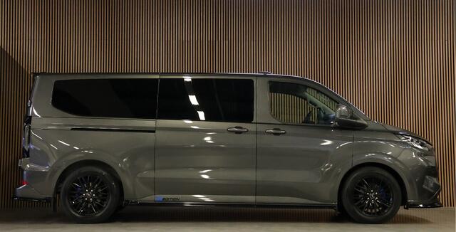 Ford TRANSIT CUSTOM 320 2.0 TDCI 170PK L2H1 DC LIMITED | L+R Schuifdeur | Dubbel Cabine | ACC | Blind Spot | Navigatie | Camera | CarPlay | Lane Assist | Raptor Edition | Trekhaak | 6-Zitter | Verlengde fabrieksgarantie tot 09-2029