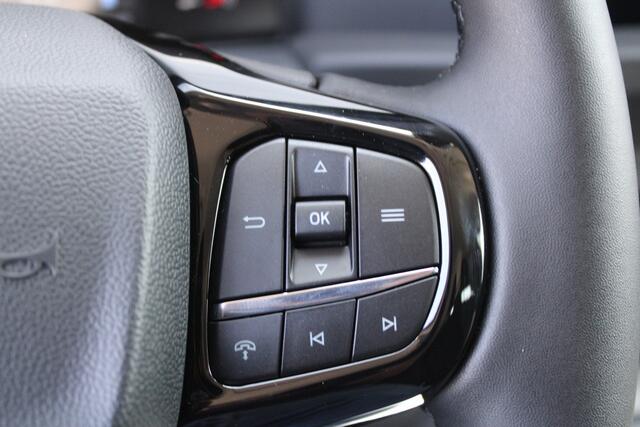 Ford TRANSIT CUSTOM 320 2.0 TDCI L2H1 Trend DC 136pk - Carplay - Android - Camera - Trekhaak - LED koplampen - Stoelverwarming - Draadloos laden - Rijklaar