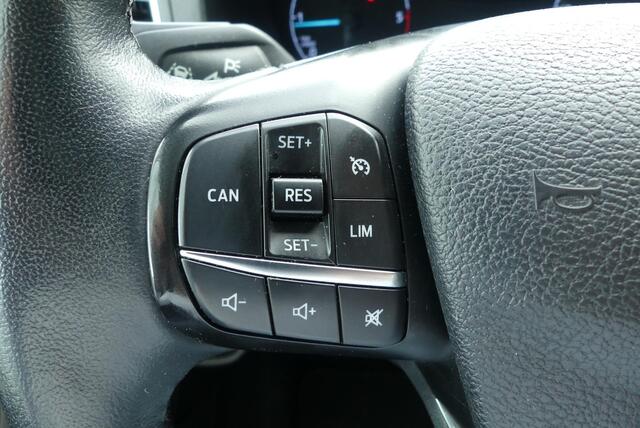 Ford TRANSIT CUSTOM 320 2.0 TDCI L2H1 Sport DC 5p., TREKHAAK (2.800KG), CRUISE, WINTER PACK, APPLE CARPLAY, 72.224KM