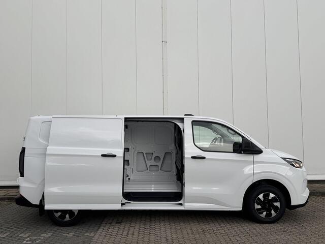 Ford TRANSIT CUSTOM 320 2.5 PHEV L2H1 Trend | Trekhaak | LED-laadruimte verlichting | Apple CarPlay | Android Auto |