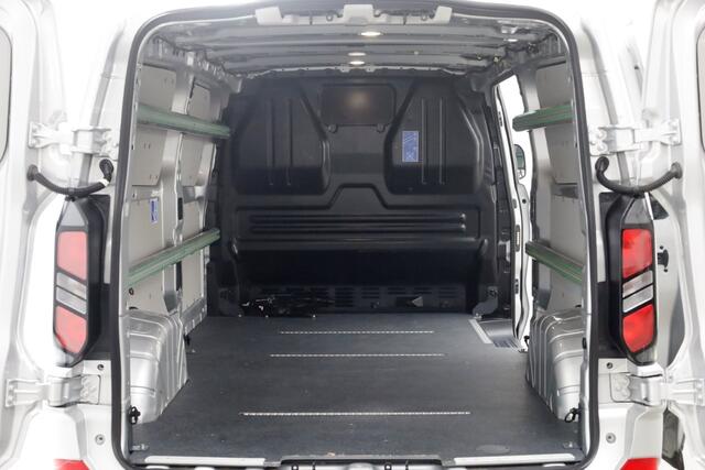 Ford TRANSIT CUSTOM 320 2.0 TDCI 136pk L2H1 Trend LED/ACC/Navi/Camera 06-2024