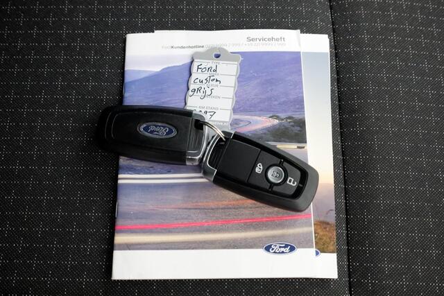 Ford TRANSIT CUSTOM 320 2.0 TDCI 136pk L2H1 Trend LED/ACC/Navi/Camera 06-2024