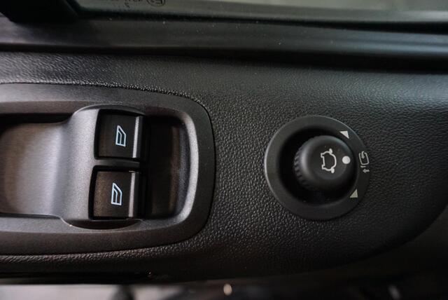 Ford TRANSIT CUSTOM 290 2.0 TDCI L2H1 Sport Airco ACC Bluetooth Navi Trekhaak Stoelverwarming