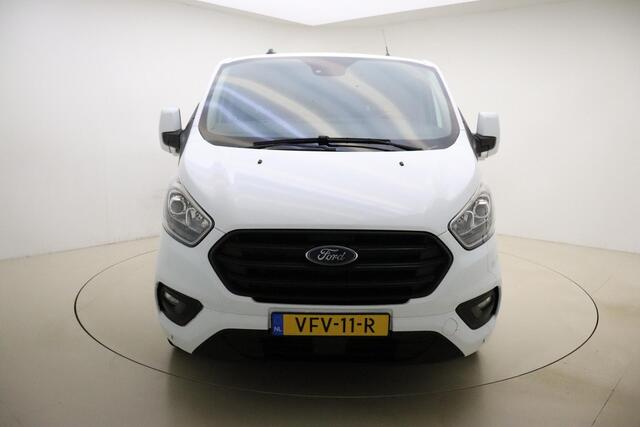 Ford TRANSIT CUSTOM 280 2.0 TDCI L1H1 Trend | Navigatie | Trekhaak | Achteruitrijcamera | 3-Zits | Laadruimte afwerking | Airco