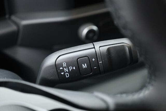 Ford TRANSIT CUSTOM 320 2.0 TDCI L2H1 BLACK EDITION | Dubb.Cab. | Automaat | | Adapt. Cruise | Navi | Clima | Dakdragers | NIEUW MODEL!!