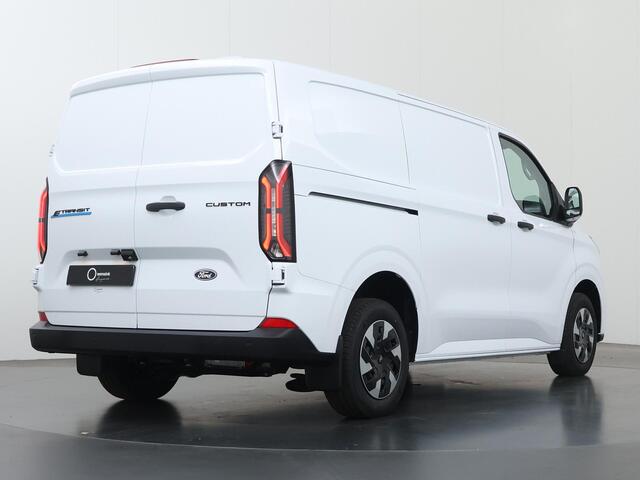 Ford TRANSIT CUSTOM E-Transit 320 | L1 H1 | Trend | 65 kWh | 2300 KG. AHW | Climate Control | Apple Carplay / Android Auto | 328 KM Range | Voorruitverwarming | Stoelverwarming | LED Koplampen | Achterdeuren |