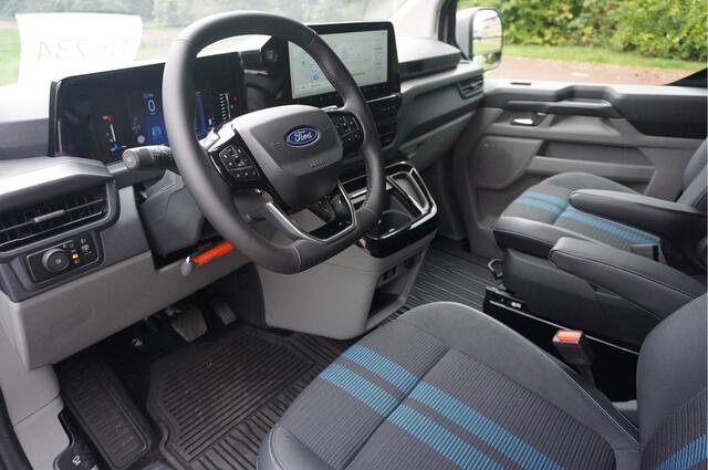 Ford TRANSIT CUSTOM 320S 170PK DC Sport AUT BPM VRIJ!! Navi, ACC, Trekhaak, 360° Cam, 17" LM, 2x Schuifdeur!! NR. A268