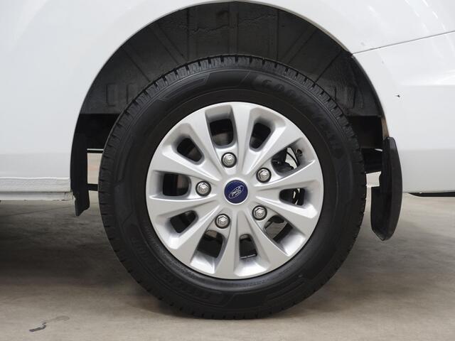 Ford TRANSIT CUSTOM 300 2.0 TDCI L2H1 Trend Dubbele Cabine Automaat Airco Bluetooth Cruise Control Navi Trekhaak