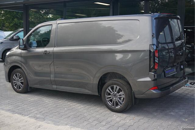 Ford TRANSIT CUSTOM 300S 150PK Limited BPM VRIJ!! Navi, Cam, Adap. Cruise, 17" LM, Trekhaak!! NR. A185