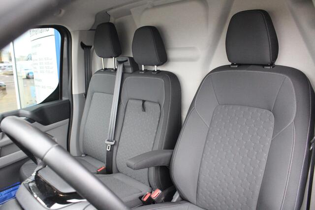 Ford TRANSIT CUSTOM 320 2.0 TDCI L2H1 Limited | Trekhaak | Cruise Control | Climate Control | Stoelverwarming | Navigatie |