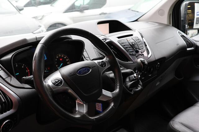 Ford TRANSIT CUSTOM 290 2.0 TDCI Sport | Camera | Navigatie | 3-Zitter | Trekhaak | PDC V+A | Lederen bekleding | MF Stuur | Nieuwe APK