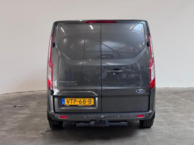 Ford TRANSIT CUSTOM 300 2.0 TDCI L2H1 Limited Dubbele Cabine Navigatie Airco 2 Schuifdeuren Trekhaak Parkeersensoren Carplay DAB