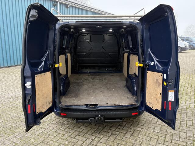 Ford TRANSIT CUSTOM 300 2.0 105Pk TDCI L2H1 Trend / Cruise / Airco / 2x SCHUIFDEUR / IMPERIAAL / Navi / Trekhaak / Apk t/m 08-04-2026