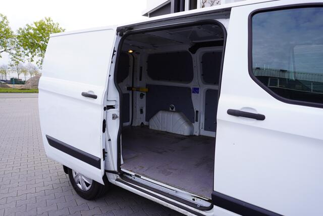 Ford TRANSIT CUSTOM 2.0 TDCI 130PK EURO 6 - Airco - Navi - Cruise - ¤14.900,- Excl.