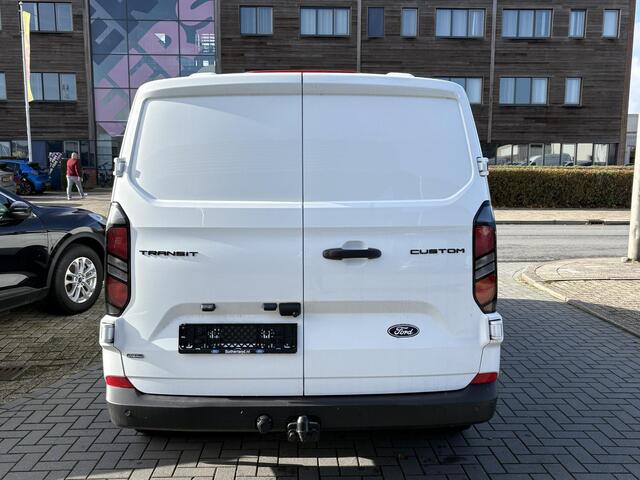Ford TRANSIT CUSTOM 320 2.5 PHEV L1H1 Trend 233pk | Zuid | 13 polige trekhaak met Trailer Sway Control | LED laadruimteverlichting (5 spots) | Laadvloer Hout