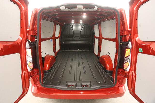 Ford TRANSIT CUSTOM 320 2.0 TDCI L2H1 Limited | Camera | Carplay | Stoel/Stuur verwarmd | Airco | 3-Zits | Virtual | Adaptive Cruise