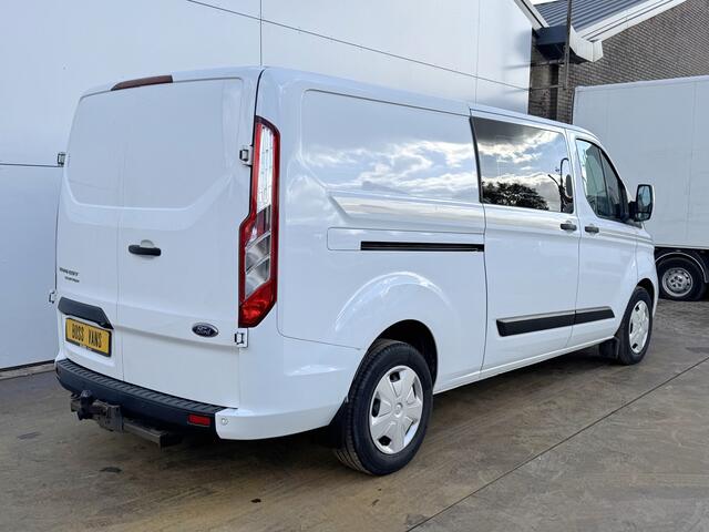 Ford TRANSIT CUSTOM 2.0 130PK Automaat L2H1 Dubbele Cabine Adaptieve Cruise Control Airco Trekhaak Stoelverwarming Parkeersensoren Navigatie Camera