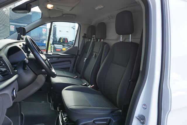 Ford TRANSIT CUSTOM 130 PK Automaat L1H1 Airco Cruise Trekhaak Euro 6