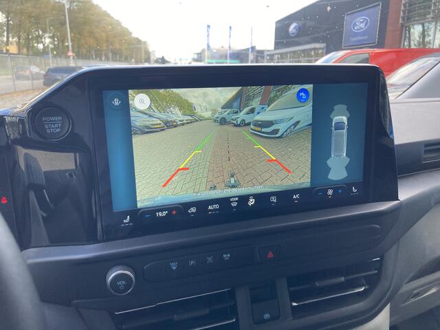 Ford TRANSIT CUSTOM 320 2.0 TDCI L2H1 Limited | Achteruit rijcamera | Trekhaak | Navigatie |
