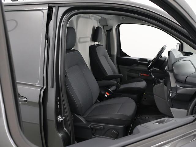 Ford TRANSIT CUSTOM 320 | 2.0 TDCI | L2 H1 | Limited | STOELVERWARMING | TREKHAAK | NAVIGATIE | CAMERA | PARKEERSENSOREN | METALLIC | LAADRUIMTE PAKKET | VOORRUITVERWARMING | 2-ZITS | STOEL STOEL | LM VELGEN