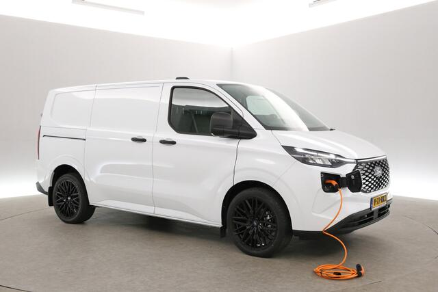 Ford TRANSIT CUSTOM E-Transit 320 L1H1 65 kWh | Nieuw | Elektrisch | Snelladen | Virtual Cockpit | Clima | Camera | 3-Zits | Cruise | Carplay | Stoelverw.