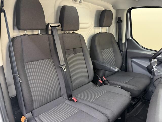 Ford TRANSIT CUSTOM 270 2.0 TDCI L1H1 Trend, 190Pk, 2017, Euro 6, Imperiaal, Trekhaak, Apple carplay, Cruise control, 4 seizoenen banden, Airco, Parkeersensoren V+A, Elektrische ramen, Centrale vergrendeling,
