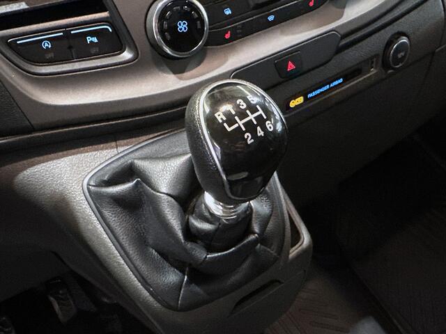 Ford TRANSIT CUSTOM 340 2.0 TDCI 131PK H2 Trend 3Pers. *ideaal voor Camper*/ Navigatie / Pdc./ Airco / Safety&Comfort pack / Driver assist / Stoelverwarming / Apk nieuw