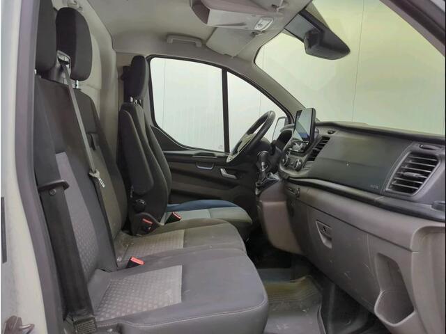 Ford TRANSIT CUSTOM 340 2.0 TDCI 131PK H2 Trend 3Pers *ideaal voor Camper*/ Navigatie / Pdc./ Airco / Driver assist / Stoelverwarming / Apk nieuw
