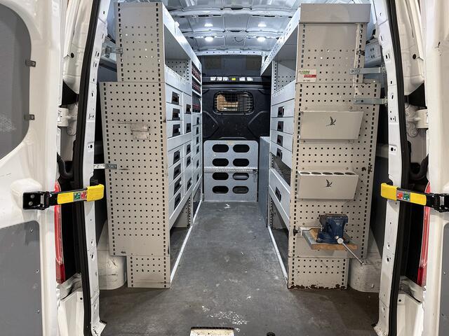 Ford TRANSIT CUSTOM 340 2.0 TDCI Automaat 131PK H2 Trend 3Pers. *ideaal voor Camper* Navigatie / Pdc./ Airco / Safety&Comfort pack / Driver assist / Stoelverwarming / / Apk nieuw