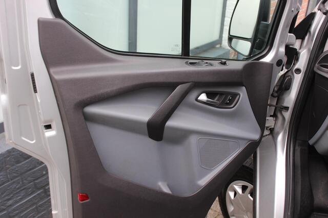 Ford TRANSIT CUSTOM 290 2.2 TDCI L2H1 Trend Navi/Camera, PDC, Trekhaak 125PK
