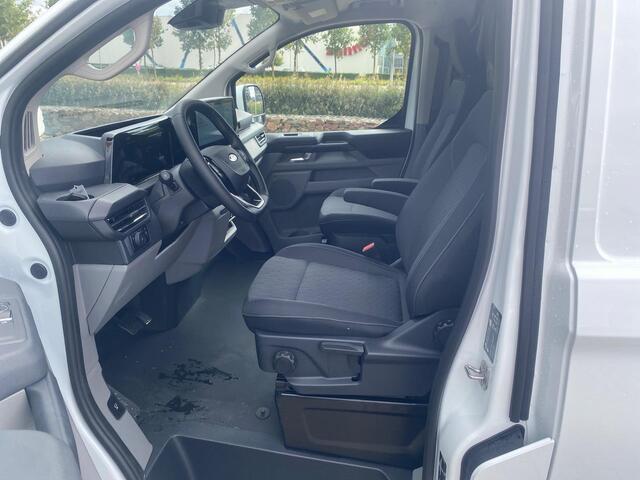 Ford TRANSIT CUSTOM Limited 320 2.5 PHEV L2H1 8-weg verstelbare verwarmbare passagiersstoel | 13 polige trekhaak met Trailer Sway Control | Volwaardig reservewiel | 17 inch lichtmetalen velgen (Carbonised Grey) | AGM accu | PHEV 1-fase oplaadkabel 10m