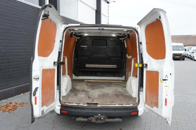 Ford TRANSIT CUSTOM 2.0 TDCI EURO 6 - Airco - Navi - Cruise - ¤14.900,- Excl.