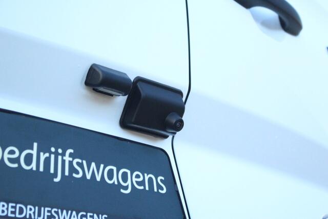 Ford TRANSIT CUSTOM 320 2.0TDCI 136pk L2H1 Trend | Carplay/Android | Sync 4 13" | Keyless | Camera | Lease 573,- p/m