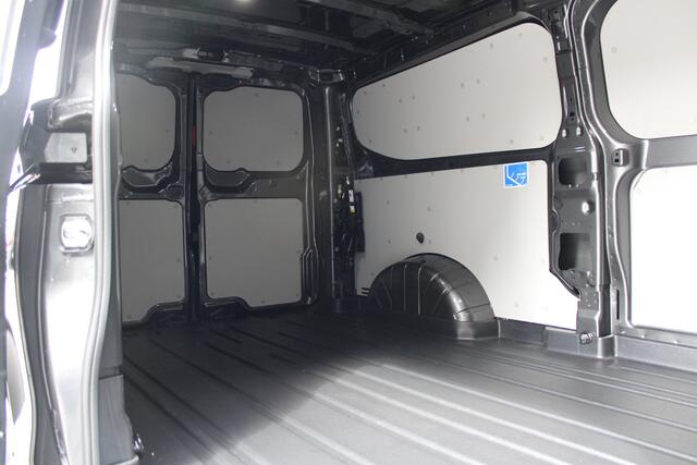 Ford TRANSIT CUSTOM 320 2.0 TDCI L2H1 Limited 150pk - Adaptive Cruise - Verwarmd stuur - Blind spot - Navigatie - Camera - Draadloos laden - Rijklaar