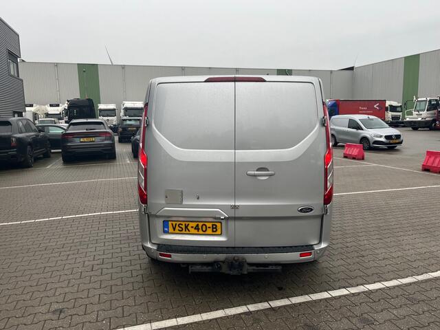 Ford TRANSIT CUSTOM 320 / 2.0 TDCI / L2H1 Limited / APK-TUV 10-26