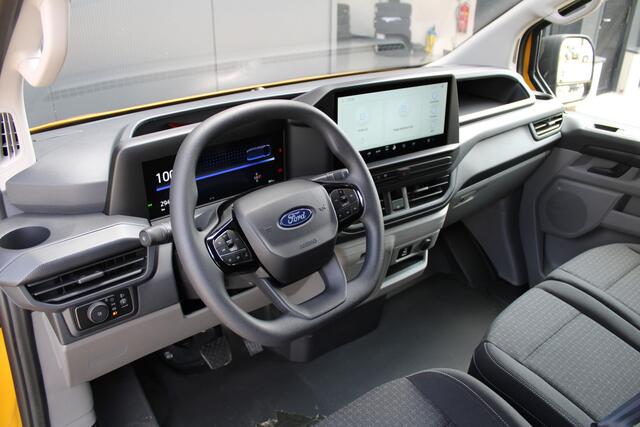 Ford TRANSIT CUSTOM E-Transit 340 L2H1 Trend 65 kWh 136pk - Trekhaak - Camera - LED - Carplay - Grootlicht Assist - Rijklaar
