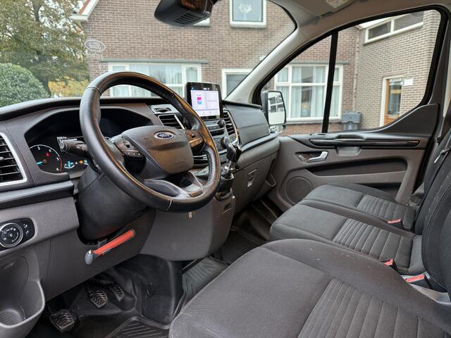 Ford TRANSIT CUSTOM 2.0 L1H1 Limited 170PK l Camera l Geen BPM