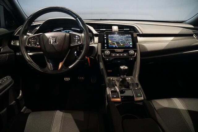 Honda CIVIC 1.0 i-VTEC Elegance + APPLE CARPLAY / TREKHAAK