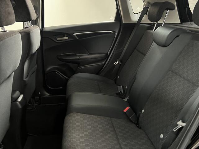 Honda JAZZ 1.3 i-VTEC Comfort 1e eigenaar / Stoelverw. / PDC / Trekhaak / 63.000 KM