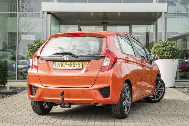 Honda JAZZ 1.3i V-TEC TREND - AUTOMAAT - 16" LICHTMETAAL - TREKHAAK - VERWARMDE VOORSTOELEN