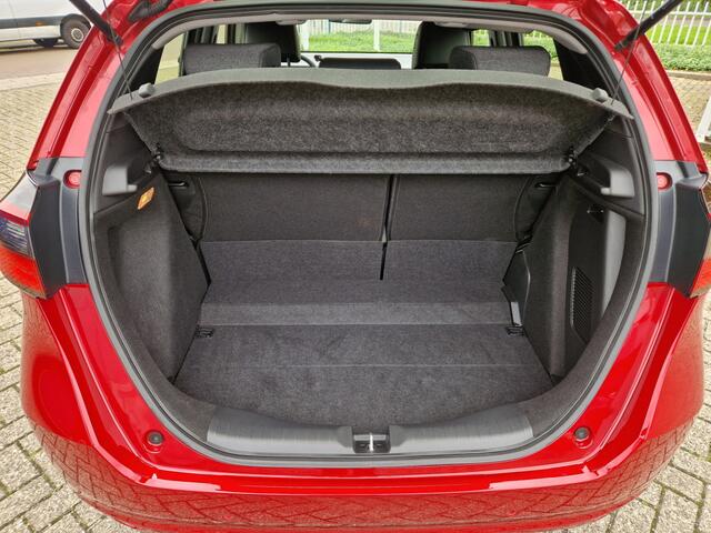 Honda JAZZ 1.5 e:HEV Elegance Parkeersensoren, Apple/Android, Stoel verwarming , All-in Rijklaarprijs