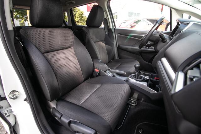 Honda JAZZ 1.3 i-VTEC Elegance - All-in rijklaarprijs | Trekhaak