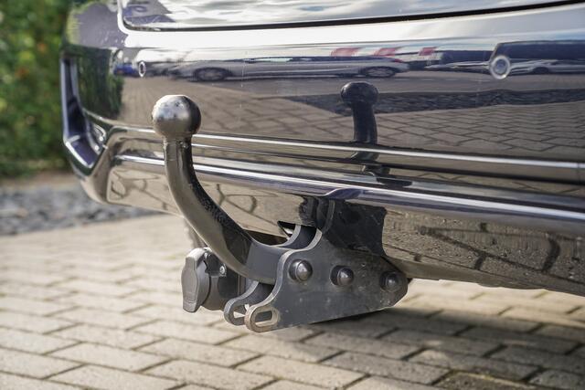 Honda JAZZ 1.3i VTEC COMFORT - AUTOMAAT - NAVIGATIE - TREKHAAK