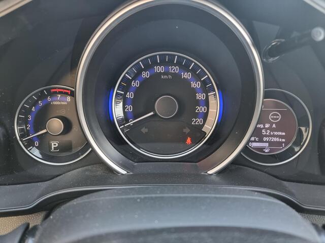 Honda JAZZ 1.3 i-VTEC Elegance | Navigatie | Achteruitrijcamera | Climate Control |