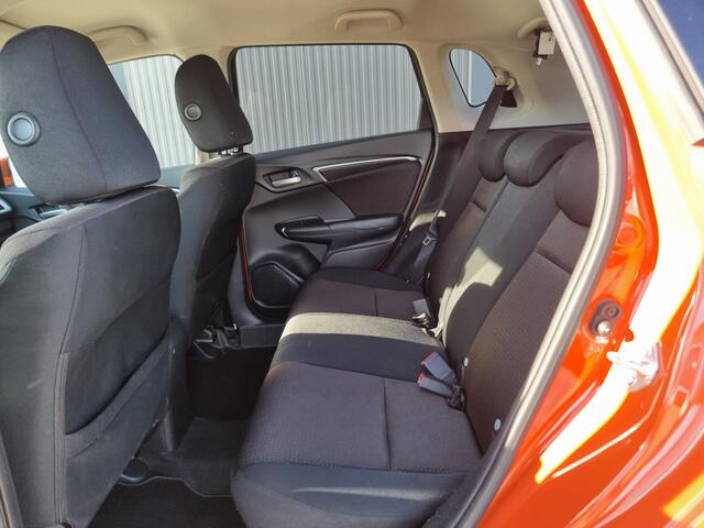 Honda JAZZ 1.3 i-VTEC Elegance | Navigatie | Achteruitrijcamera | Climate Control |