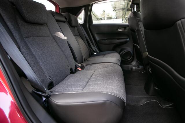 Honda JAZZ 1.5 e:HEV Advance - Honda Sensing | Apple cp/Android auto